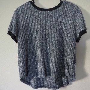 Grey knit tee high low